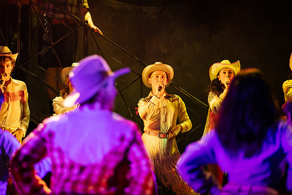 waapa 2306 footloose 529-(PROOF ONLY)