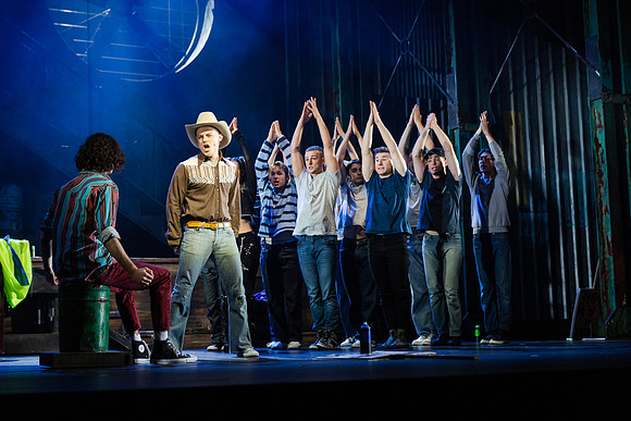waapa 2306 footloose 674-(PROOF ONLY)