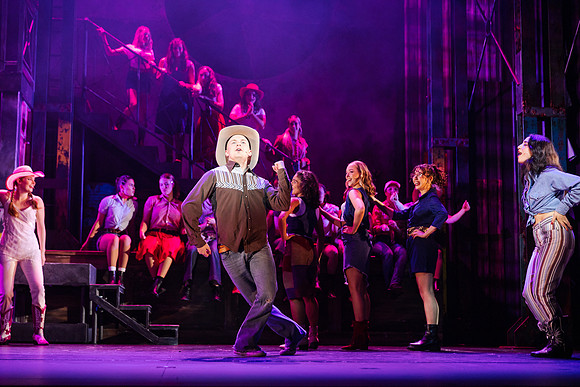 waapa 2306 footloose 611-(PROOF ONLY)