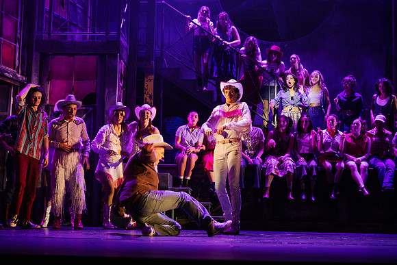 waapa 2306 footloose 581-(PROOF ONLY)