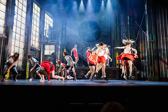 waapa 2306 footloose 464-(PROOF ONLY)
