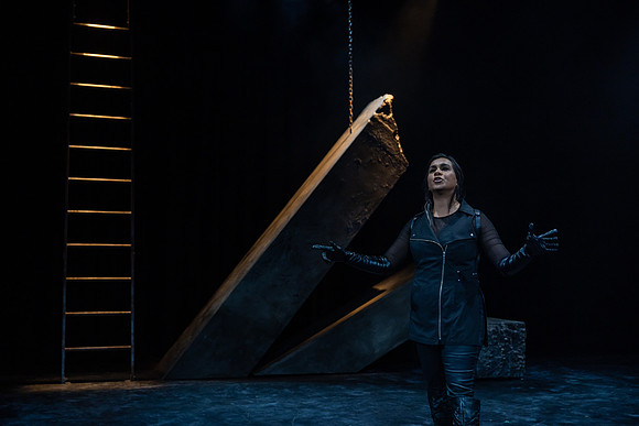 waapa 221109 fatlon 129-(PROOF ONLY)