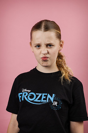 tpa 240609 frozen jr promo 90-(PROOF ONLY)