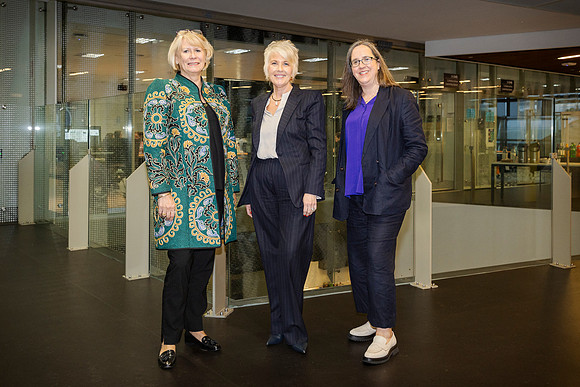 ahe 230713 womens leadership 86-(PRINT ONLY)
