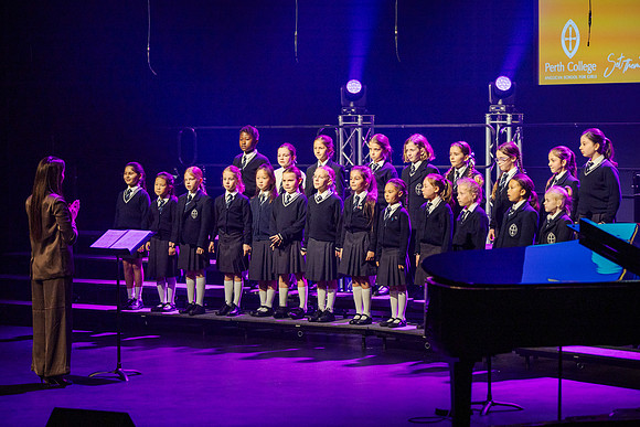 pc 230816 junior choir 55-(PRINT ONLY)