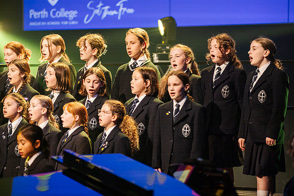 pc 230816 junior choir 114-(WEB ONLY)