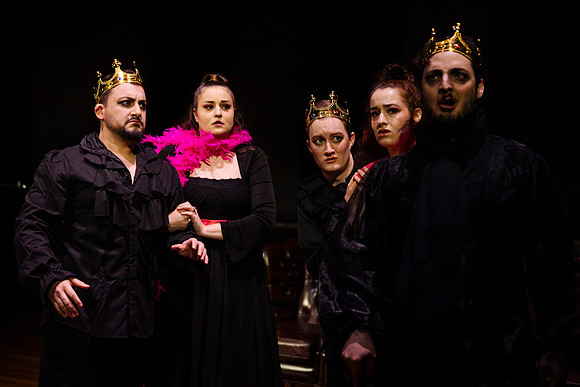 waapa 230907 the enchanted pig 107-(PRINT ONLY)