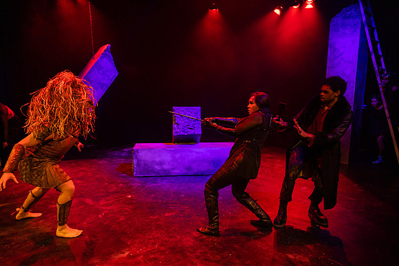 waapa 221109 fatlon 248-(PROOF ONLY)