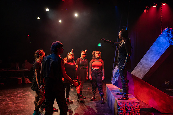 waapa 221109 fatlon 226-(PROOF ONLY)