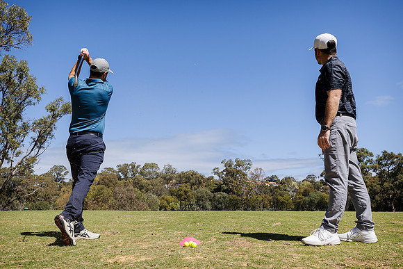 llwa 230918 rh golfday 67-(PRINT ONLY)