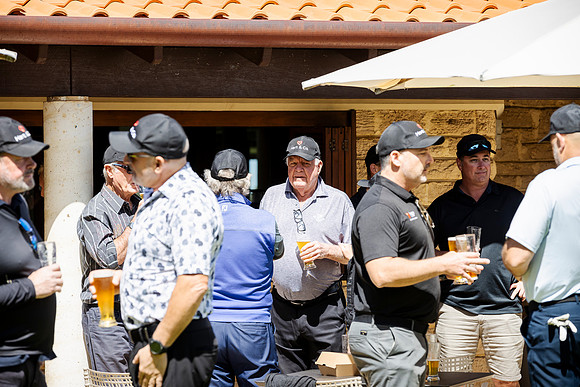 llwa 230918 rh golfday 94-(PRINT ONLY)