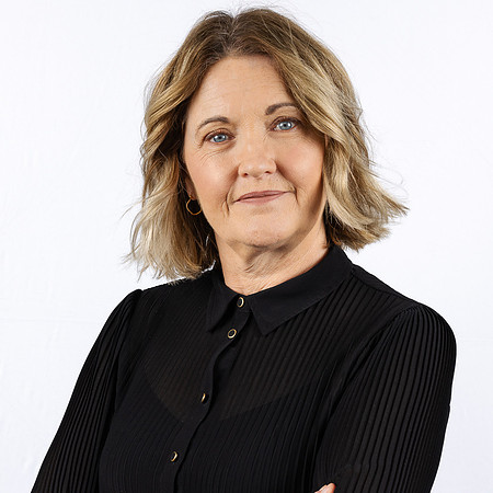 Lorraine Sullivan-4-(1000pix)