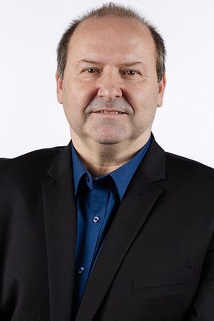 Peter Simunovich-4-(1000pix)-2