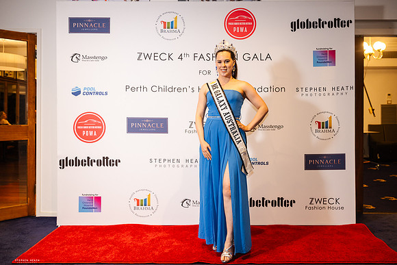 2310 zweck showcase 609-(WEB ONLY)