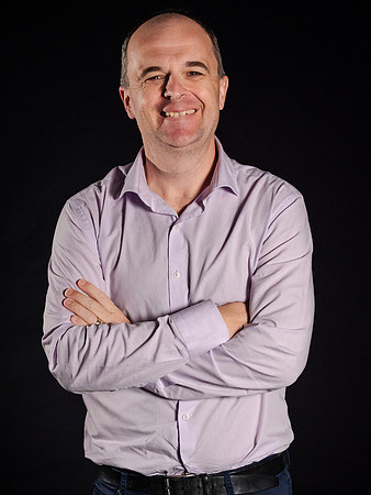 Georgiou_Join Stay_Headshot_LPV_2023_9-(PRINT ONLY)