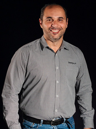 Georgiou_Join Stay_Headshot_LPV_2023_56-(PRINT ONLY)