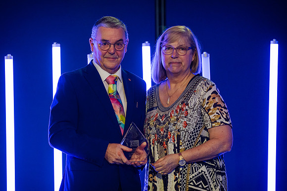 ecu 231123 alumni awards 180-(WEB ONLY)