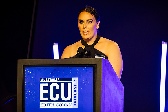 ecu 231123 alumni awards 173-(PRINT ONLY)