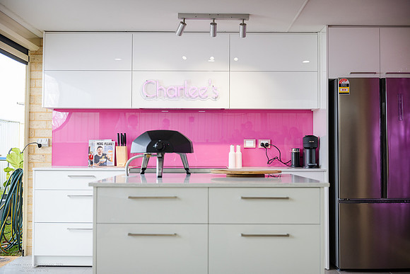 bnf 240730 charlees kitchen 58-(PROOF ONLY)