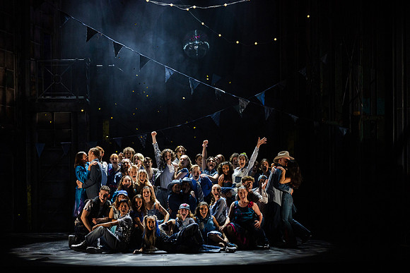 waapa 2306 footloose 892-(WEB ONLY)