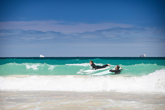 pchf 231202 mti surfing 294-(PRINT ONLY)
