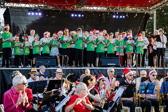 toc 231203 carols bt lake 186-(WEB ONLY)