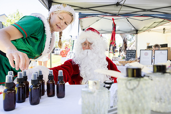 sat 231209 clementine xmas market 53-(WEB ONLY)