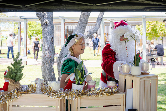 sat 231209 clementine xmas market 103-(PRINT ONLY)