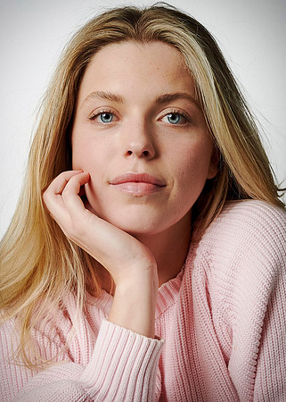Mia Fitzgerald-(PRINT ONLY)