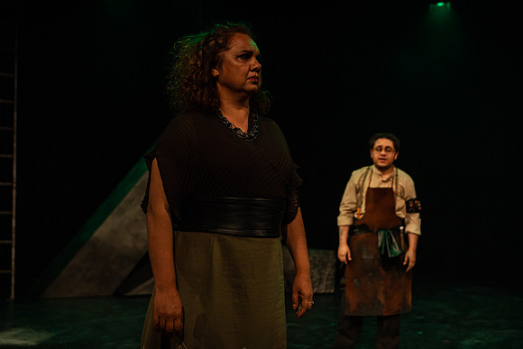 waapa 221109 fatlon 297-(PROOF ONLY)