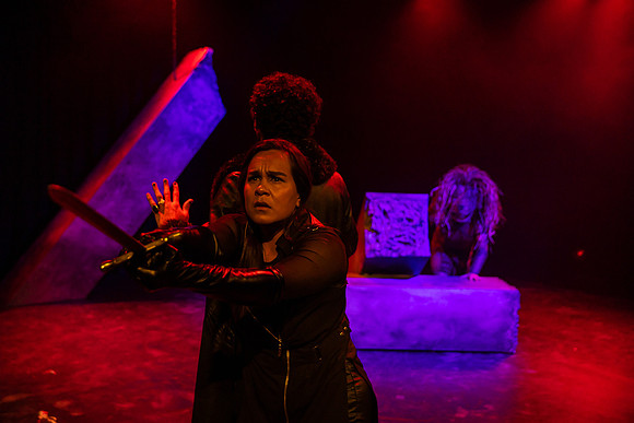 waapa 221109 fatlon 241-(PROOF ONLY)