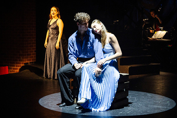 waapa 240321 the world goes around 474-(PRINT ONLY)