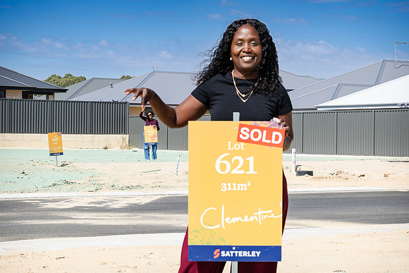 sat 250412 clementine buyers 68-(PRINT ONLY)