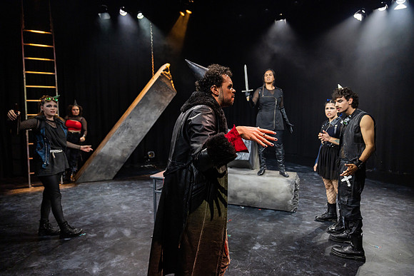 waapa 221109 fatlon 108-(PROOF ONLY)