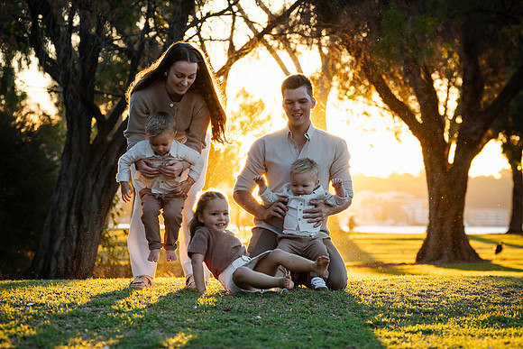 fam 250419 dawyer 230-(PRINT ONLY)