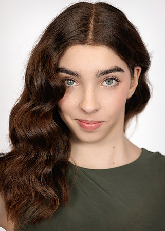 headshots 250807 kristen-174-(WEB ONLY)