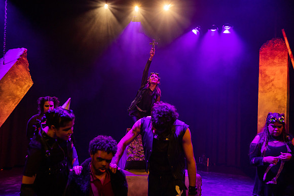 waapa 221109 fatlon 288-(PROOF ONLY)