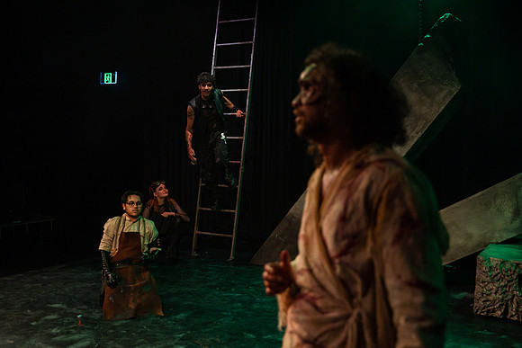 waapa 221109 fatlon 194-(PROOF ONLY)