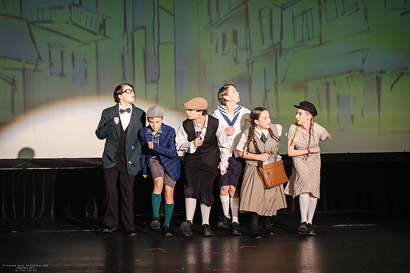 nc 250731 emil & the detectives 231-(PROOF ONLY)
