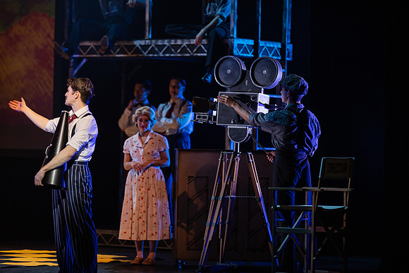 waapa 220609 mack and mabel 271-(PROOF ONLY)