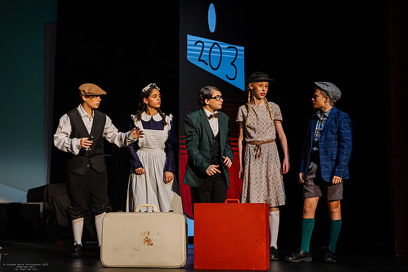 nc 250731 emil & the detectives 308-(PROOF ONLY)