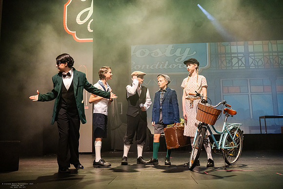 nc 250731 emil & the detectives 184-(PROOF ONLY)
