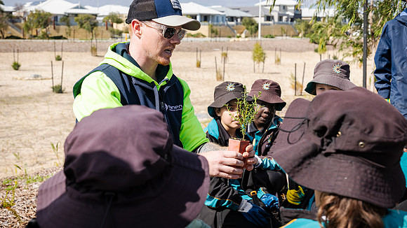 peet 250814 shorehaven tree planting 67-(PRINT ONLY)