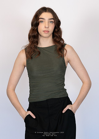 headshots 250807 kristen-92-(PROOF ONLY)