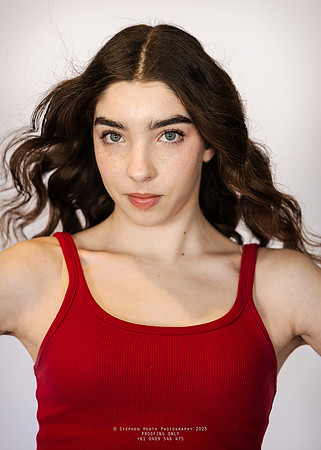 headshots 250807 kristen-78-(PROOF ONLY)