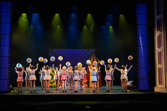 waapa 220609 mack and mabel 448-(PROOF ONLY)