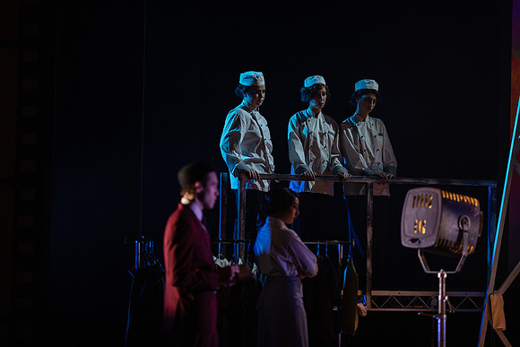waapa 220609 mack and mabel 279-(PROOF ONLY)