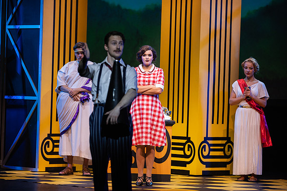 waapa 220609 mack and mabel 281-(PROOF ONLY)