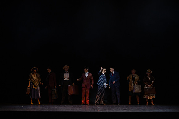waapa 220609 mack and mabel 237-(PROOF ONLY)