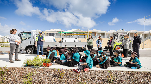 peet 250814 shorehaven tree planting 41-(WEB ONLY)